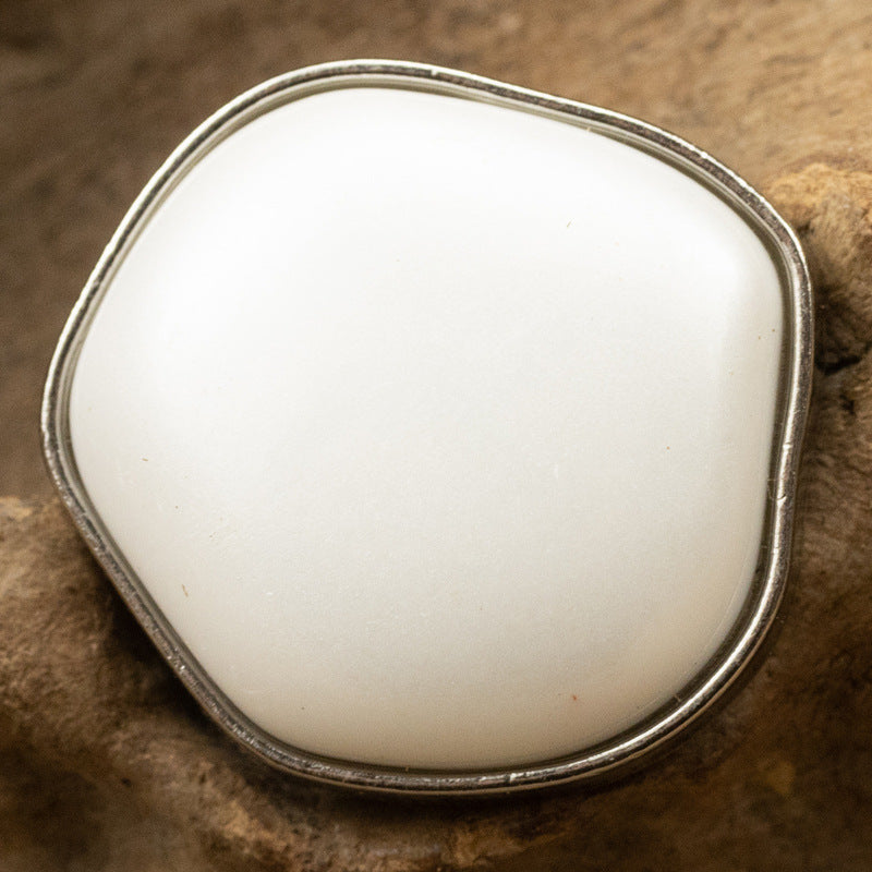 Silberfarbener Resin-Metallknopf, unregelmäßiges Polygon, glatte Vorderseite