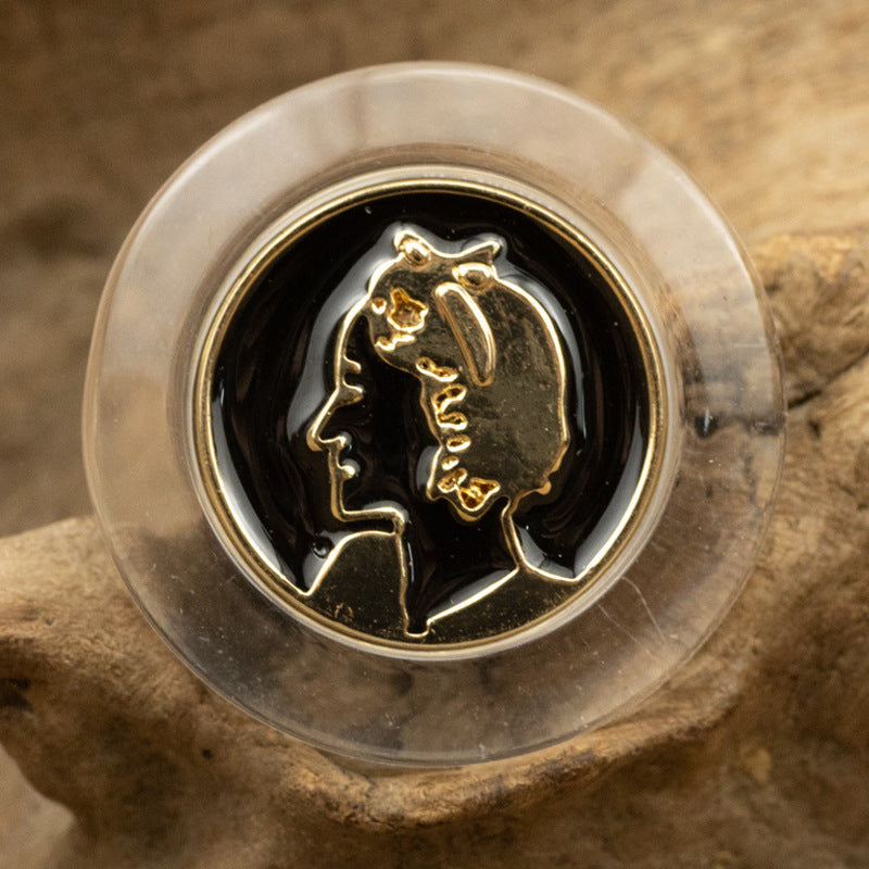 Transparent retro portrait resin button with gold portrait profile design and metal shank