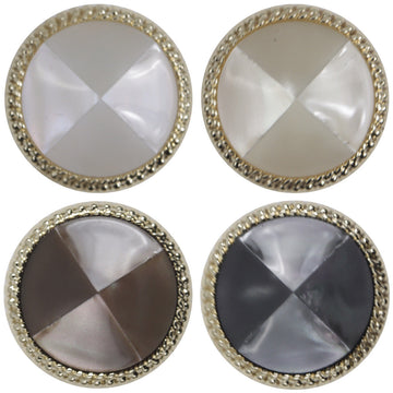 Resin tortoise-shell button in white resin, gold metal base, ridged edge