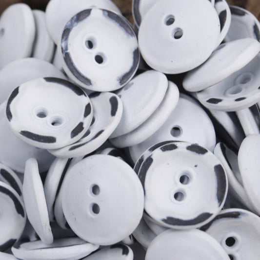 11.5mm Bowl-Shaped Distressed Rust-Colored Metal Buttons 10pcs White