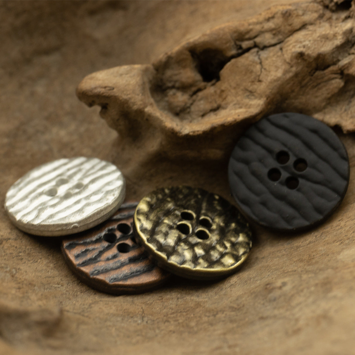 Vintage Antiqued Bronze Copper Red Metal Buttons for Workwear 10pcs