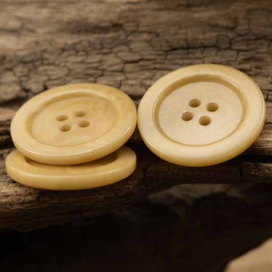 20mm Light Yellow Plain 4 Hole Fruit Buttons for Sweaters Knitwear 10pcs