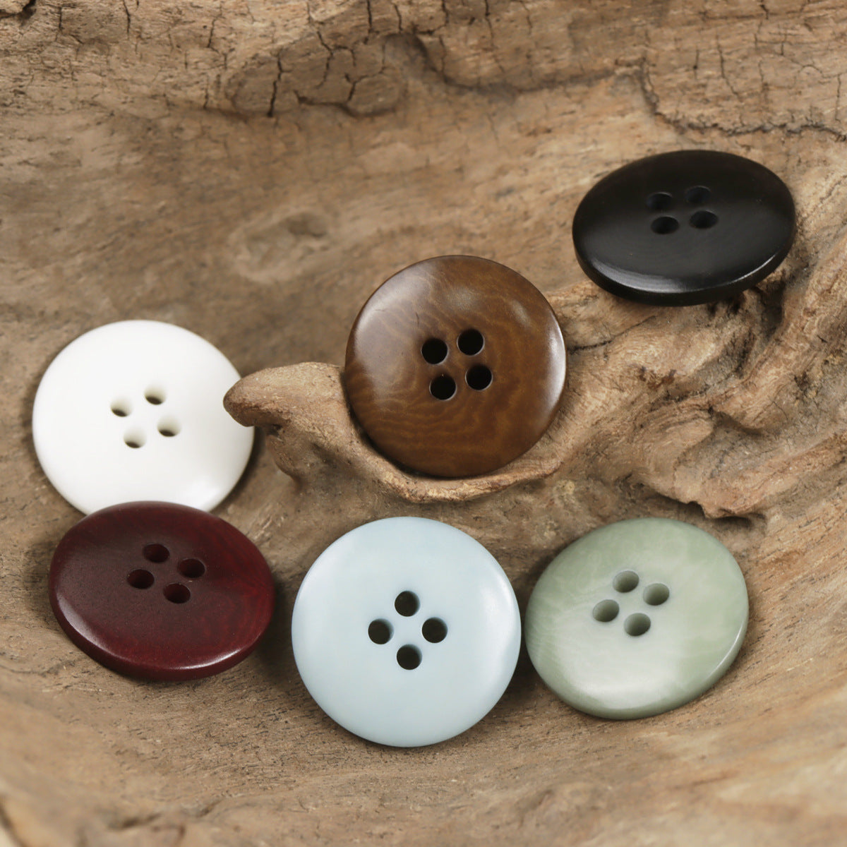 4-Loch Palm fruit buttons in dunkelbraun, schwarz, weinrot, weiß, hellgrün
