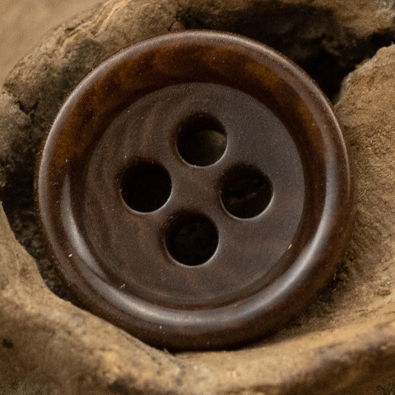 Brauner runder Tagua-Nussknopf, 4 Löcher