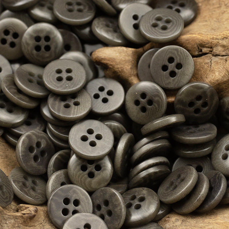 Flache 4-Loch-Buttons, grau, 11.5/12.5 mm, runde Knöpfe mit vier Löchern