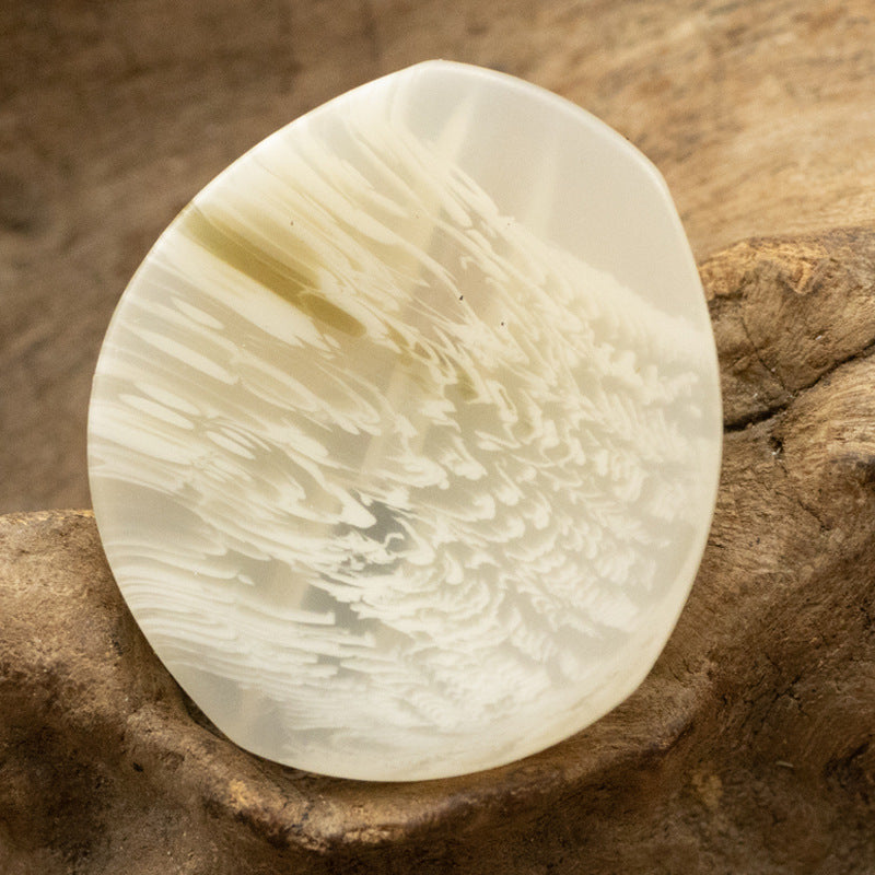 25-30mm Irregular Bowl-Shaped Coffee Resin Coat Buttons 50pcs Beige