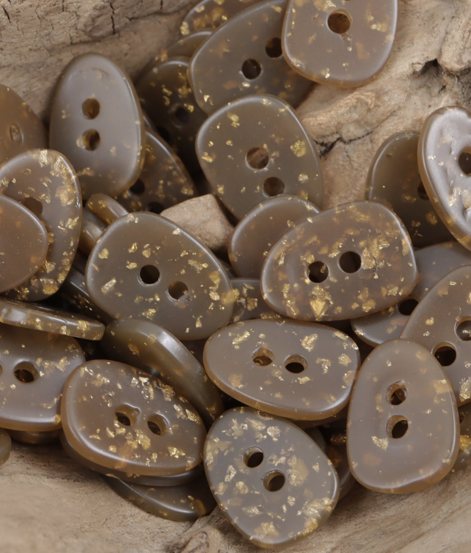 Coffee-brown oval resin buttons with gold foil speckle, 2-hole