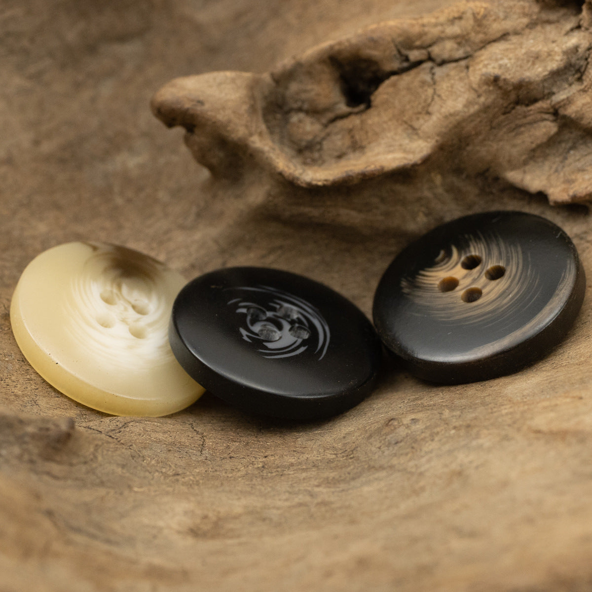 Moon Shadow Water Ripple Coffee Khaki Resin Buttons 30pcs
