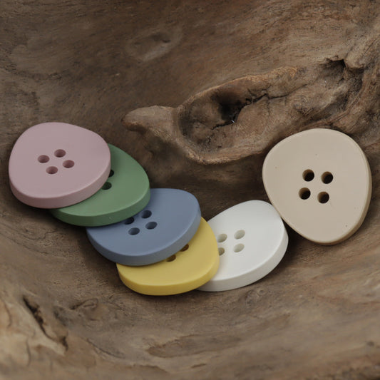Irregular Triangular Soft-Colored 4-Hole Resin Buttons,30pcs