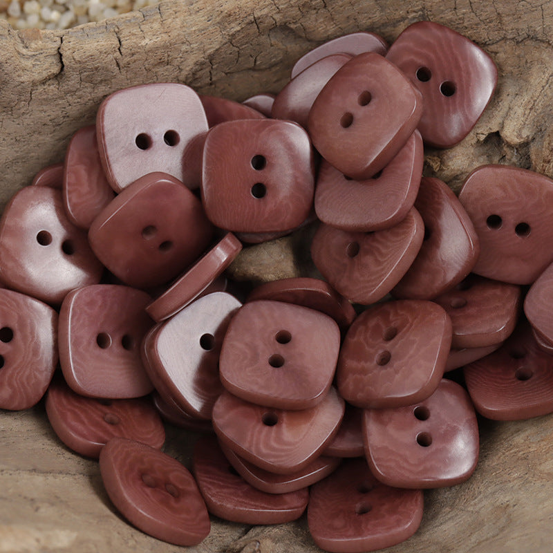 Quadratische Tagua-Knöpfe mit 2 Löchern in Rosé und dunklem Rot-Purple