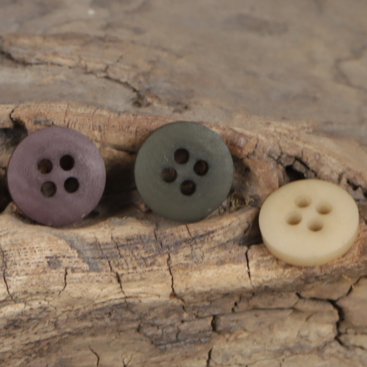 11.5mm vintage tagua nut buttons, 4-hole: dark purple, dark green, beige yellow (20pcs)