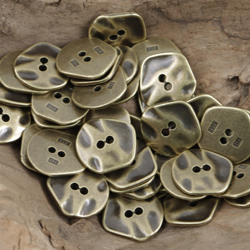 Bronze irregular zinc alloy coat buttons, 2-hole, hammered finish (10 pcs)