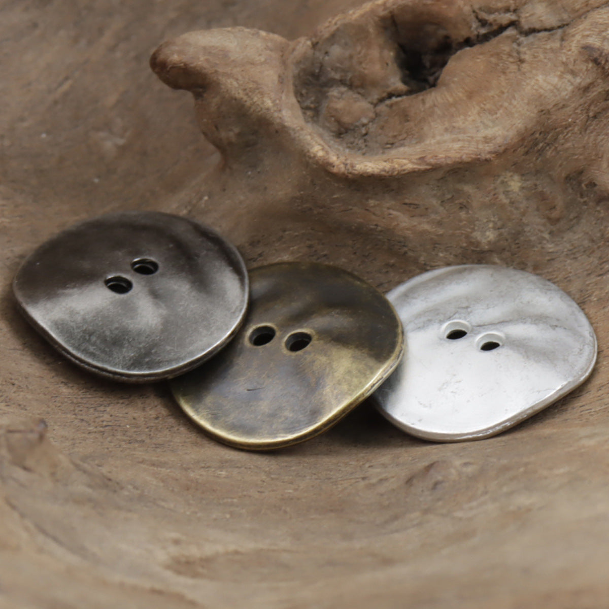 Retro curved matte metal buttons, round with two holes; bronze, dark silver, white, 10-pack