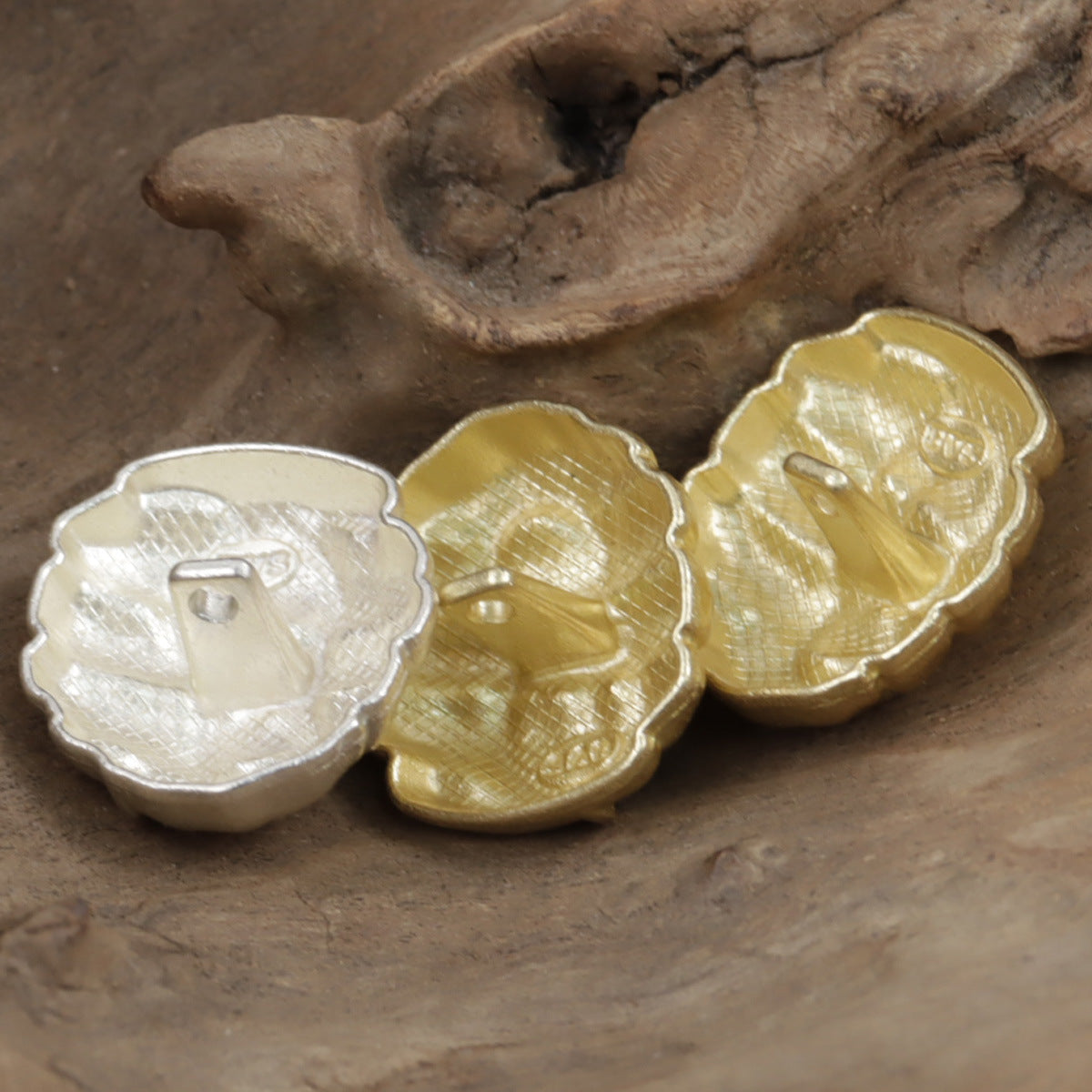 Matte gold rope honeycomb metal button with shank, round floral texture