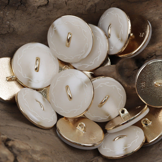 Wreath Pattern Flat Resin-Metal Combination Buttons 10pcs White