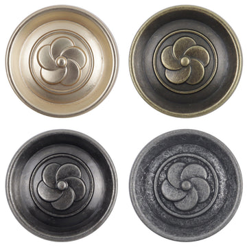 Runde Vintage Camellia Metallknöpfe mit Stiel, 4 Farben im Set (Gold, Bronze, Silber, Antiksilber)