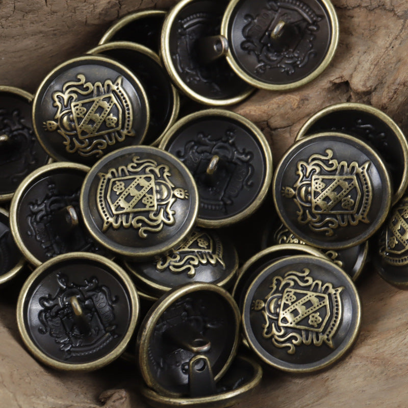 Black metal coat-of-arms buttons with gold crest details, 10pcs