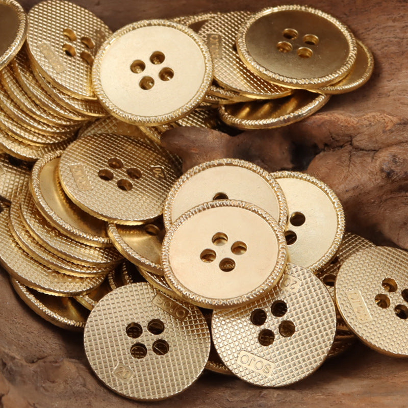 Round metal buttons with 4 and 5 holes in gold and silver tones, 10 pcs