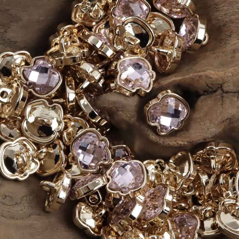 Apfel-Strassknöpfe mit rosa/lila und klaren Steinen, goldfarbener Rand, 11,5 mm
