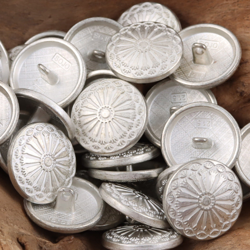 Silver-white sunflower metal shank buttons, round embossed daisy pattern, sew-on shanks