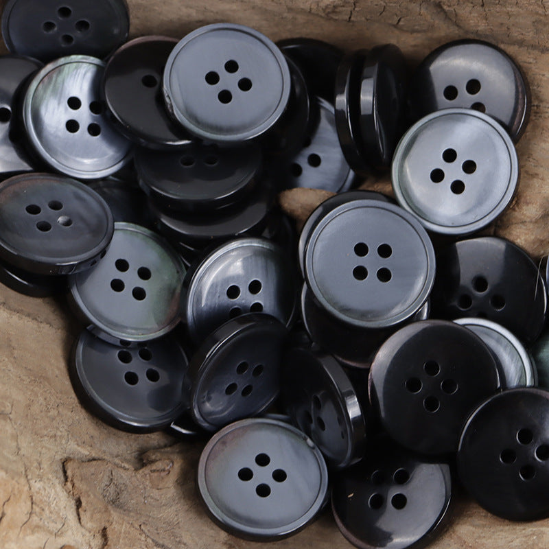 Dunkelgraue Misty Resin-Knöpfe, rund, vier Löcher, 11.5–30 mm