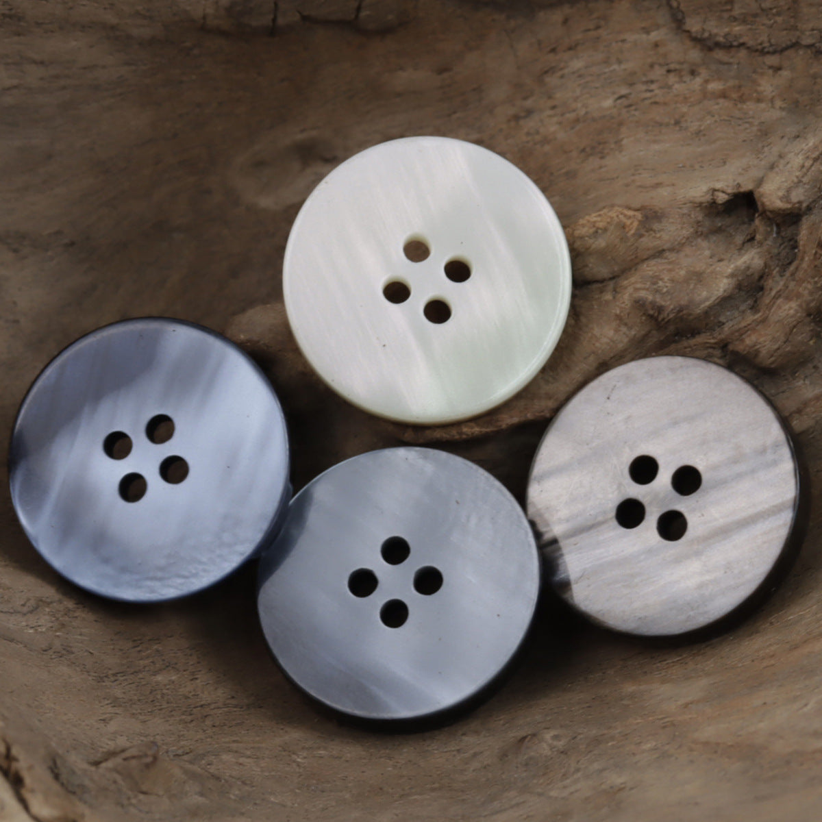 Vintage resin coat buttons, 20 pcs—white and gray tones with four-hole button backs