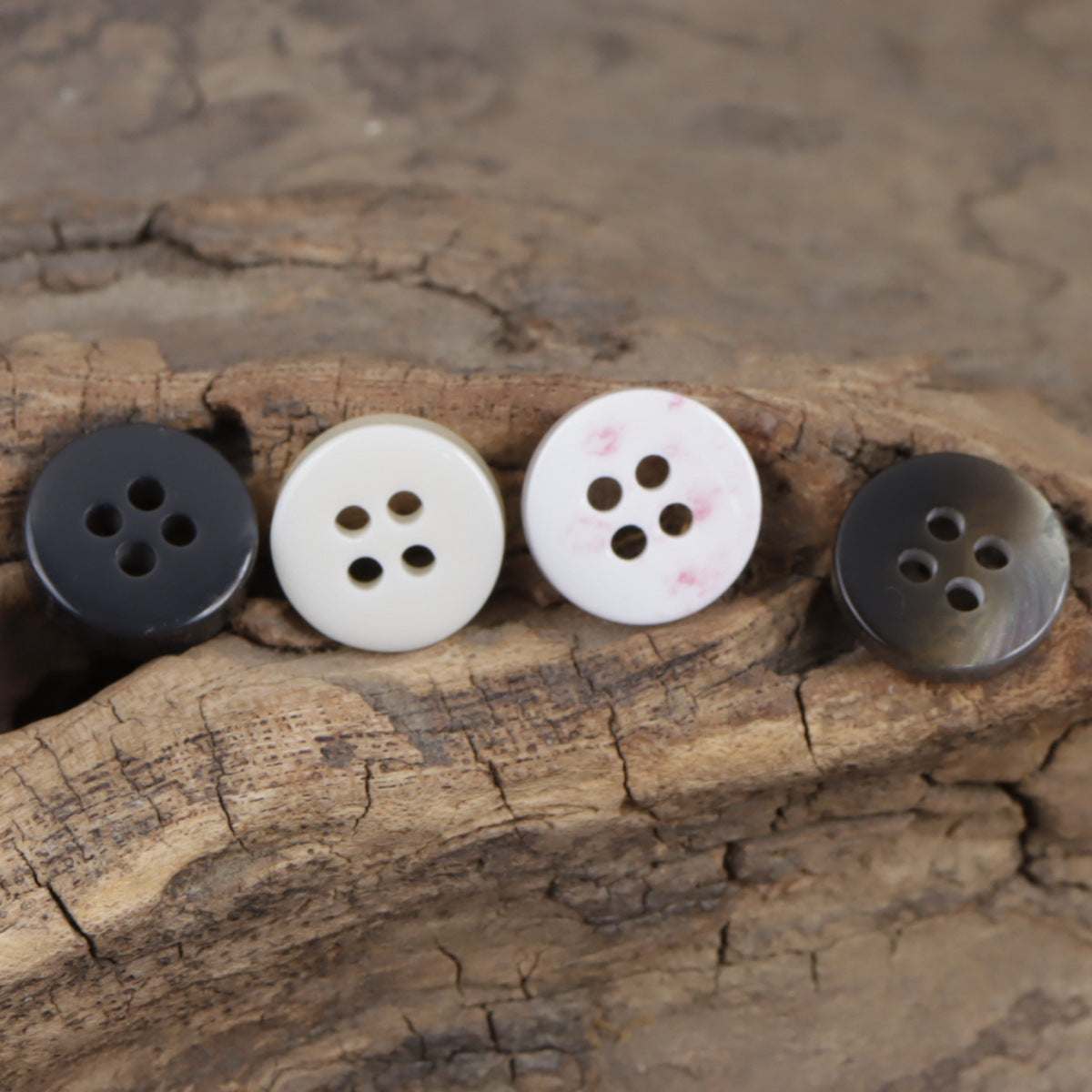 11.5mm resin buttons, wide edge, 4-hole—navy, white, and gray variants