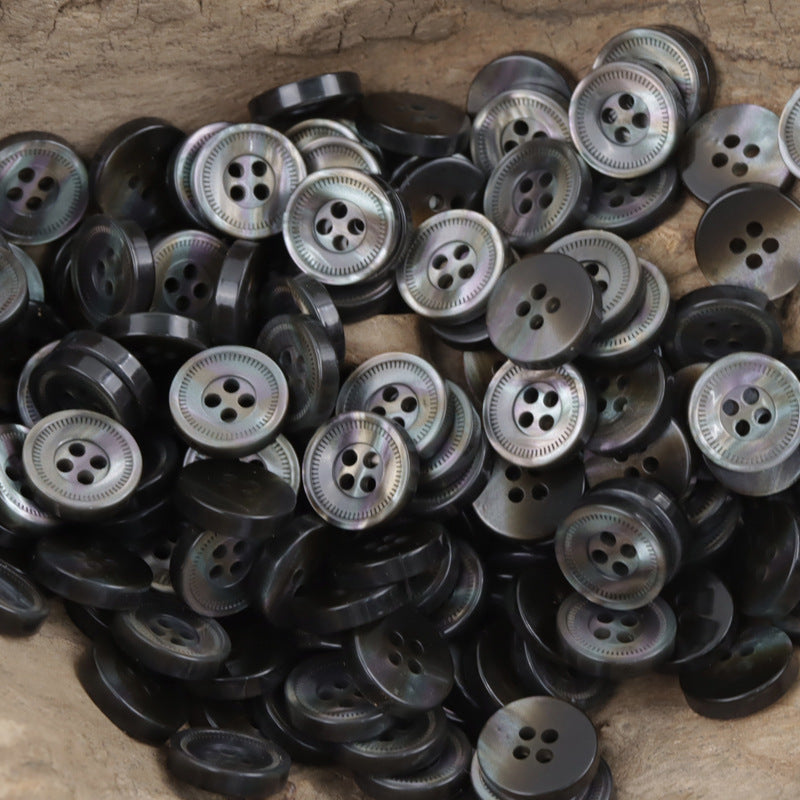 Set of round 4-hole resin buttons, 11.5mm, black