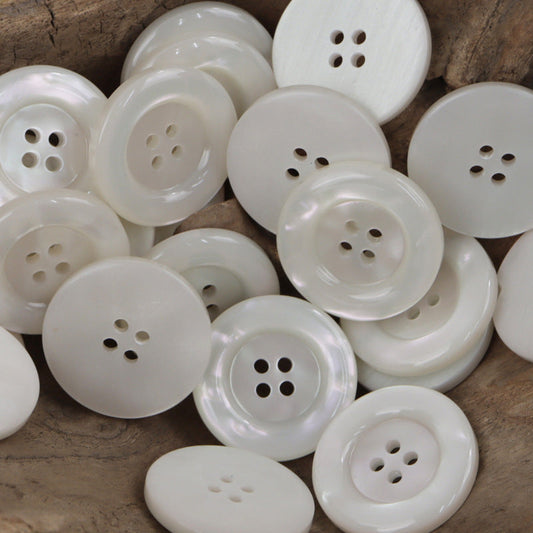 Round-Edged Black and White Light and Shadow Resin Buttons 30pcs White
