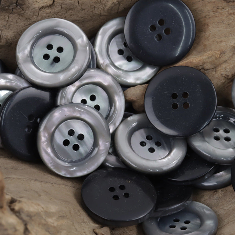 Black round resin buttons with light-and-shadow finish, each with 4 holes (30 pcs)