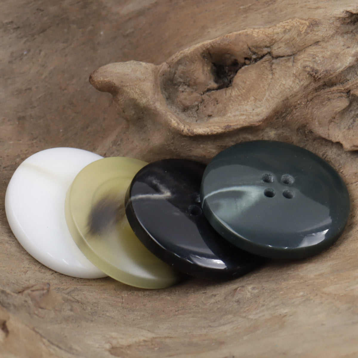 Resin buttons mix: white, khaki, black, dark green, round 4-hole designs