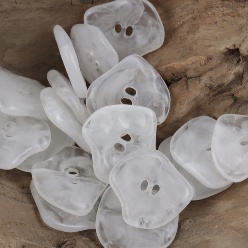 Transparente weiße 2-Loch Resin-Buttons, mehrteiliges Set für Halloween DIY