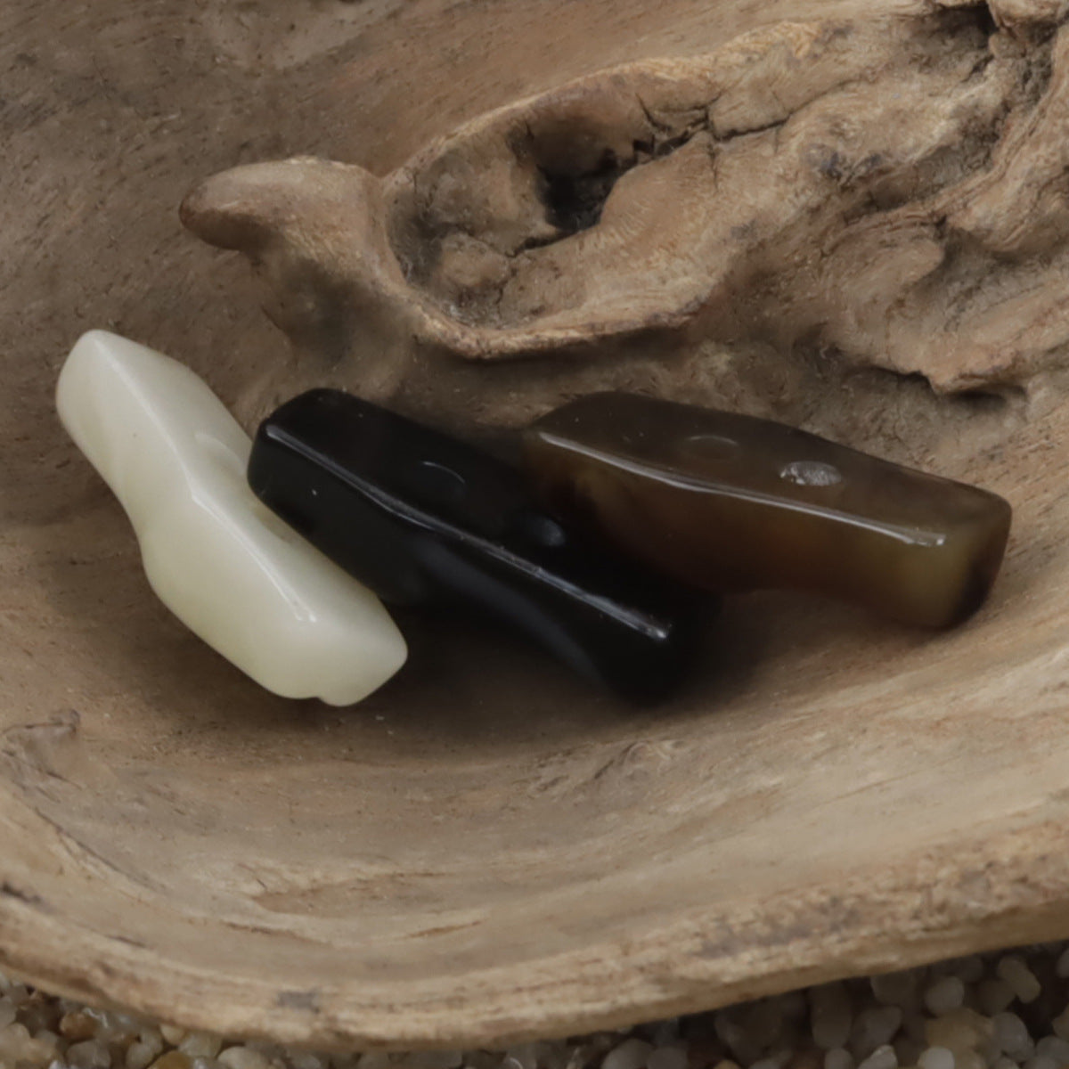 Bamboo knot imitation two-hole resin buttons, coffee and black (pair)