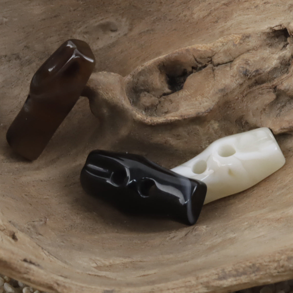 Bamboo knot imitation two-hole resin buttons, dark brown and white