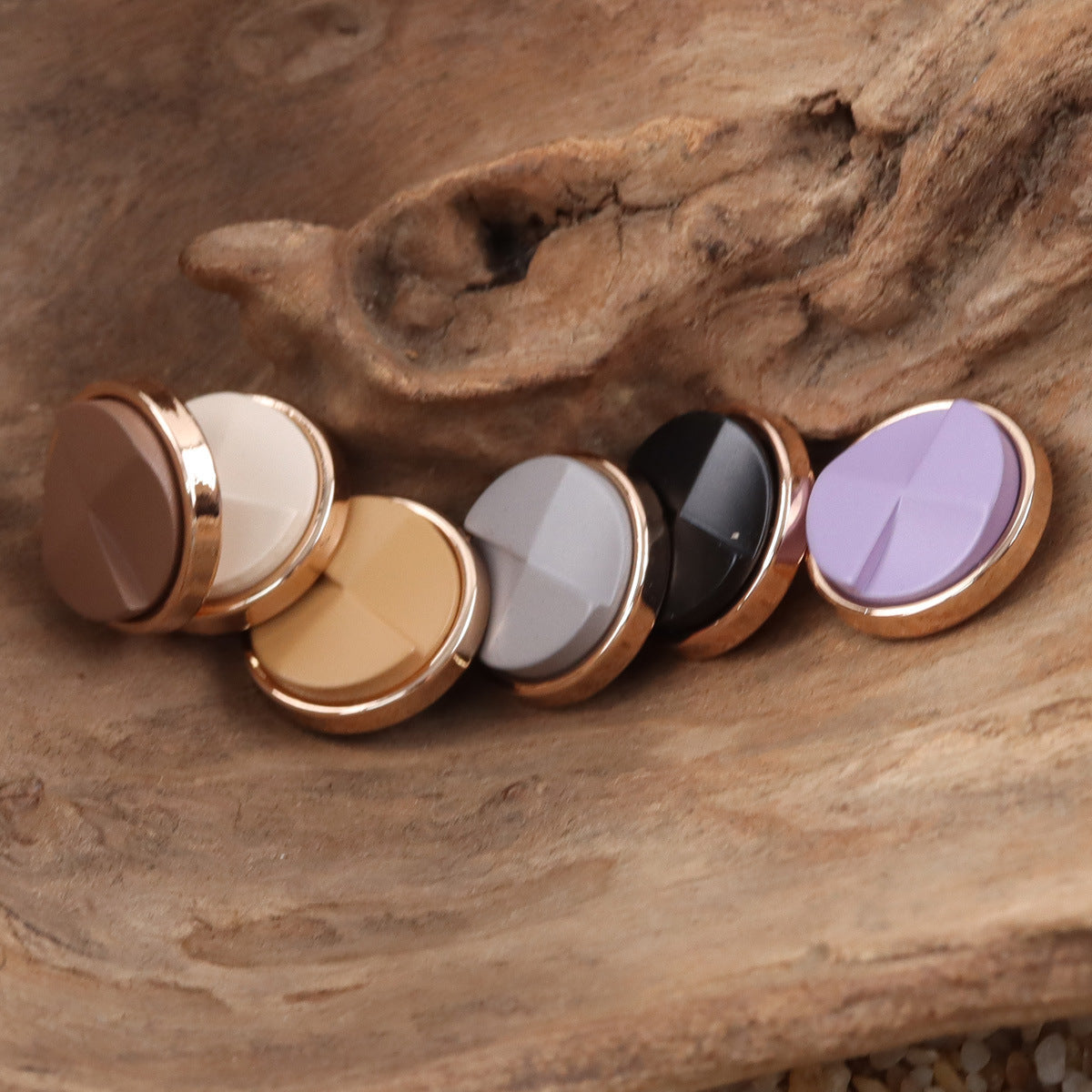 Round geometric resin metal buttons: beige, gray, black, purple with rose-gold rims