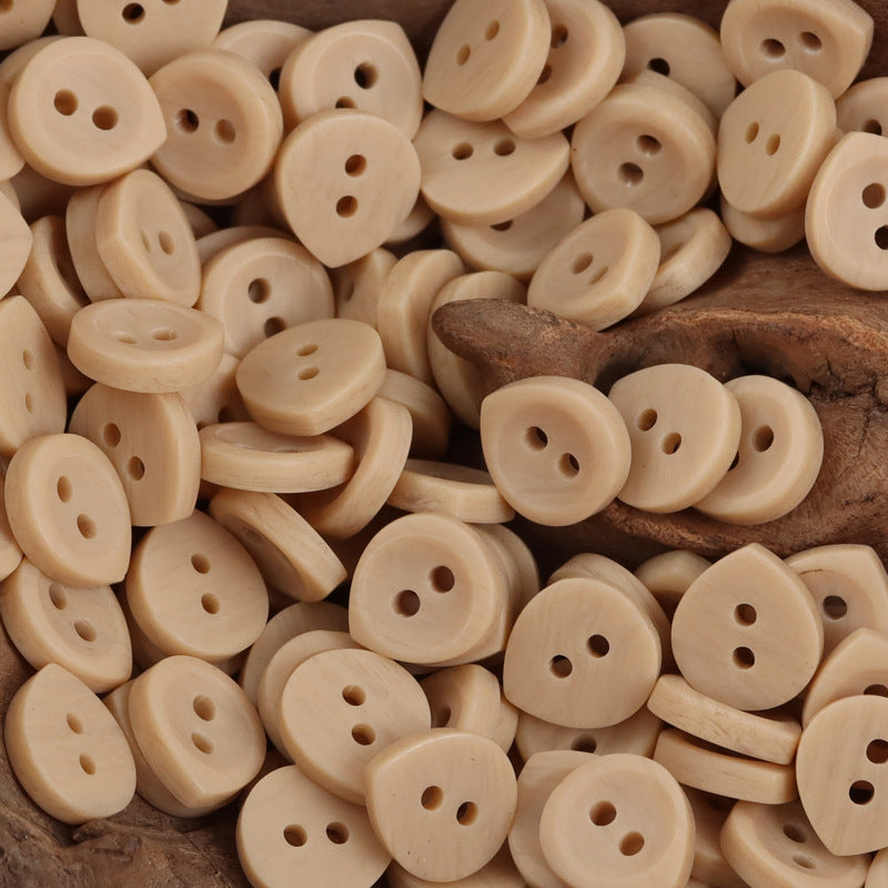 Helle beige Resinbuttons, rund, 2- und 4-Loch-Ausführung, viele Stücke