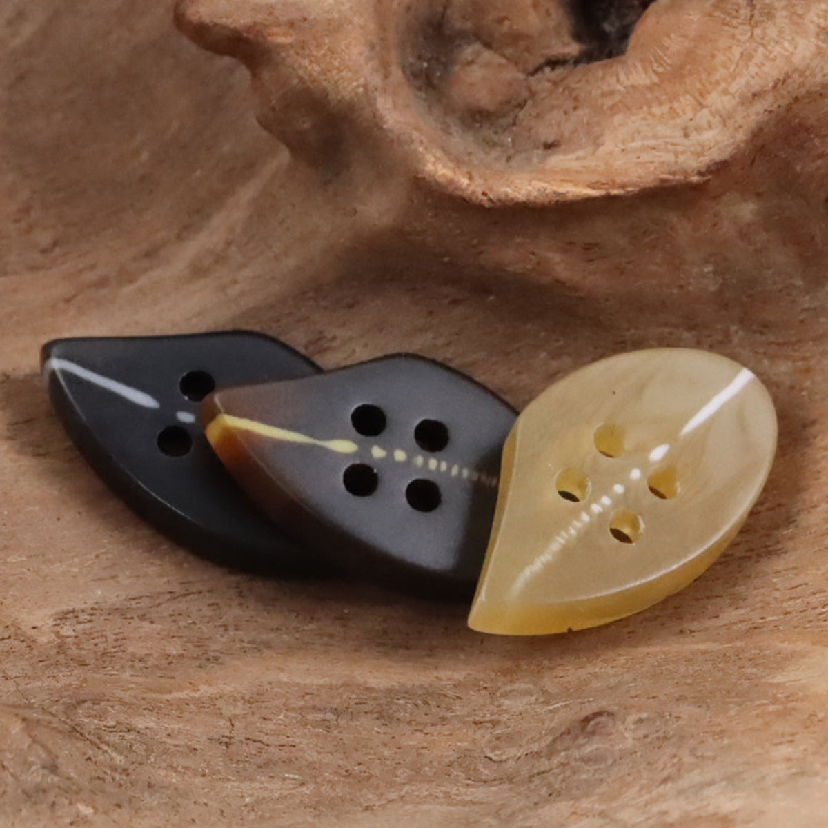 Irregular resin drop buttons, coffee and khaki-yellow, 4-hole front