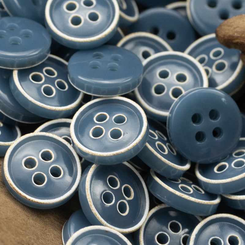 Urea-Resin-Knöpfe, blau mit weißem Rand, teils 4 Löcher, 150er-Pack