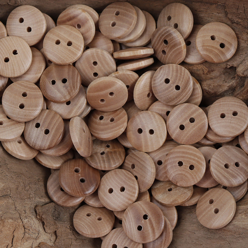 Viele 15mm Holzknöpfe mit zwei Löchern, natur, überwiegend rund