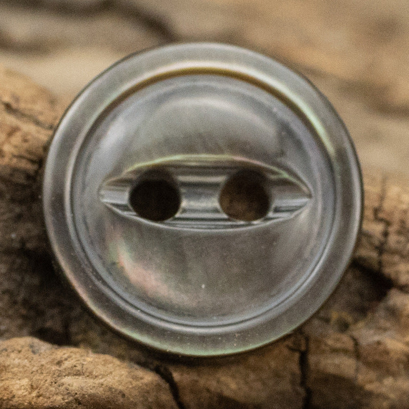 Dark gray pearl shell button, fish-eye 2-hole design, iridescent finish