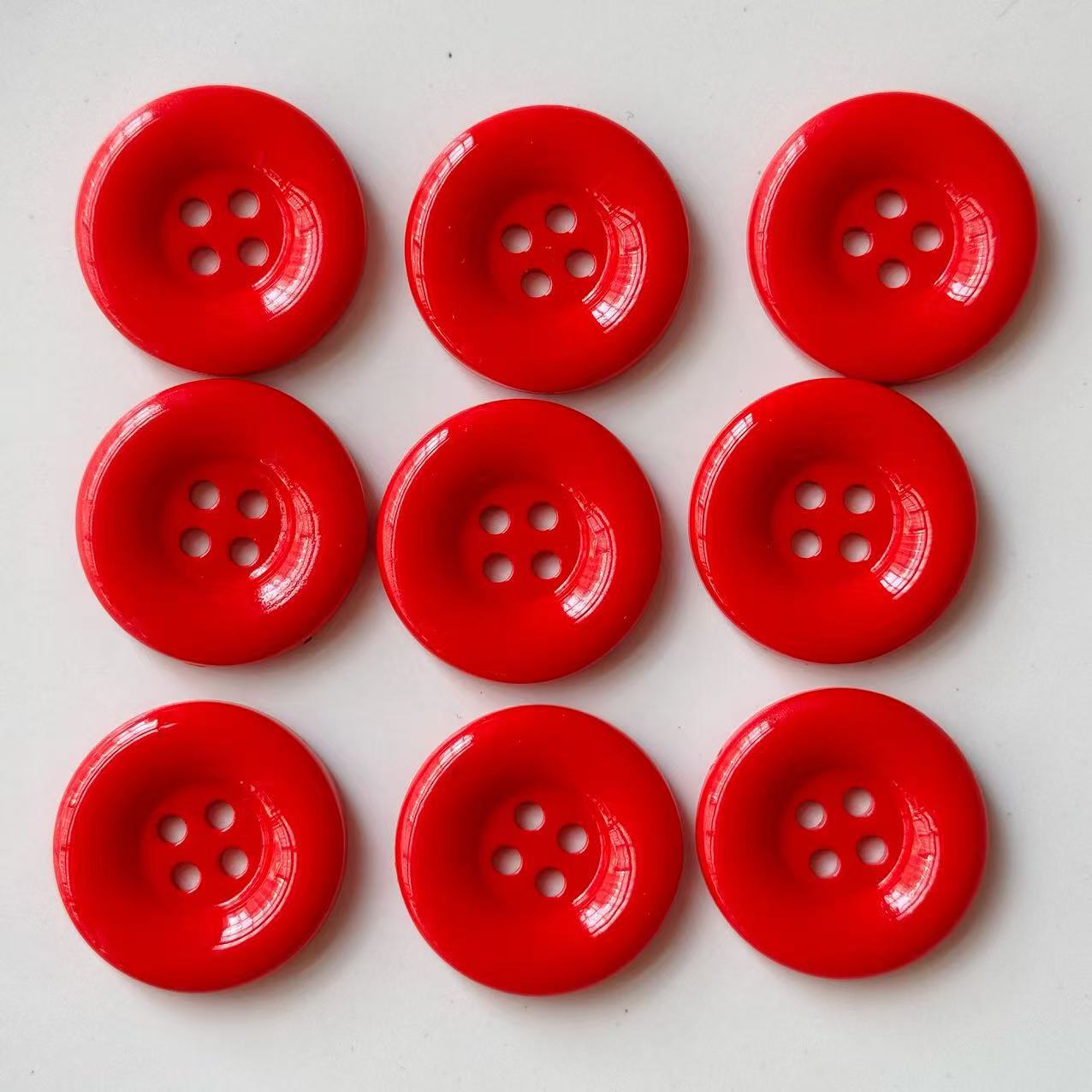 Lote de botones plásticos redondos rojos de 4 agujeros, 25mm (60 unidades)