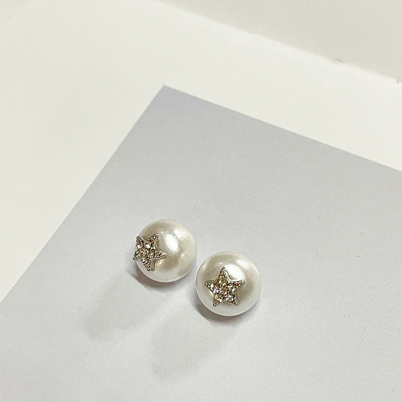 10-mm Resinhemdknöpfe, weiß, Strass-Stern, Metallöse (2 Stück)