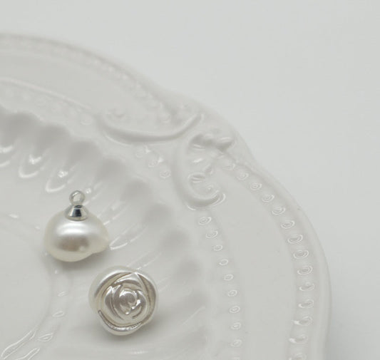 11.5mm White Pearl Rose Plastic Buttons with Metal Shanks 100pcs