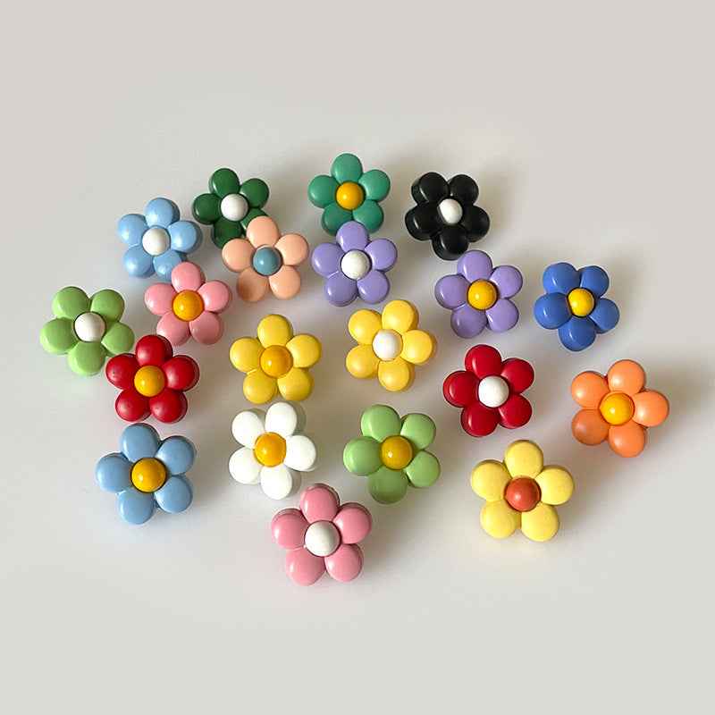 Flower shank plastic buttons, mixed colors including black, white, yellow, green, blue, red