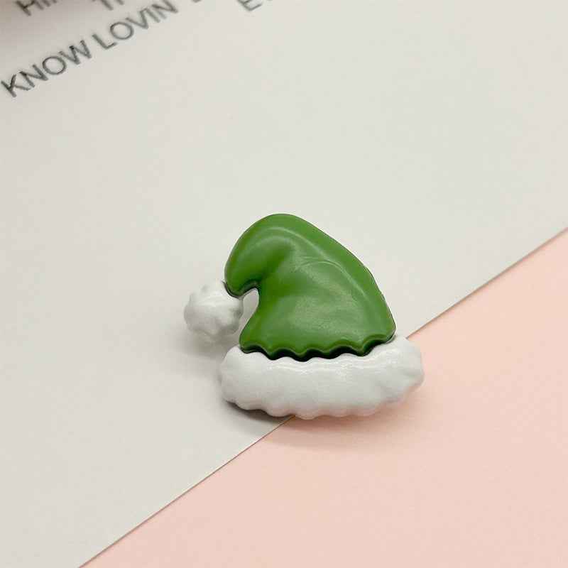 Green Christmas hat plastic button with white fur trim