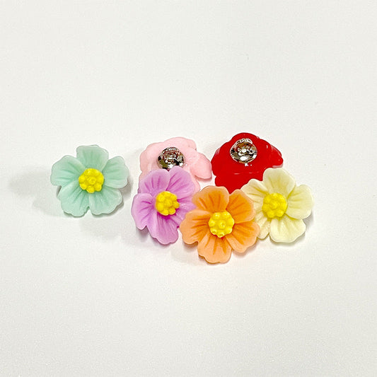 14mm Colorful Flower-Shaped Plastic Sewing Buttons with Shanks 210 Pack