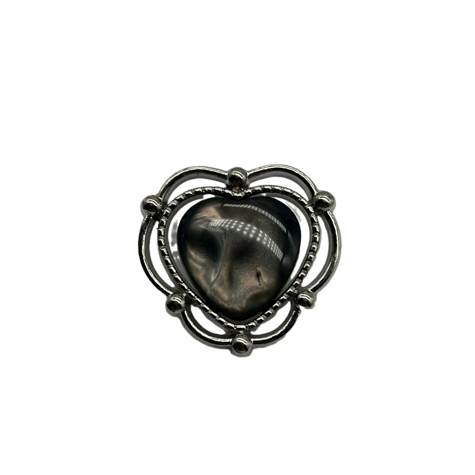 Two-tone heart resin metal button, silver frame with dark center