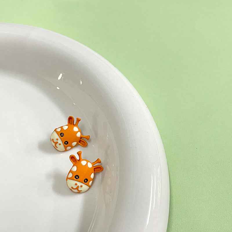 Orange cartoon giraffe metal button, front view, 13x14mm, 12pcs