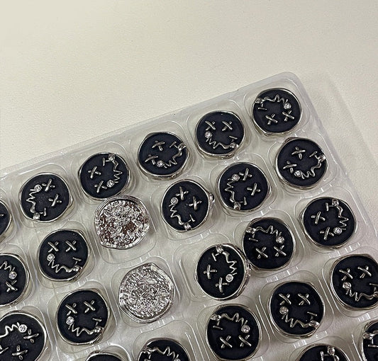 18/23mm Unique Smiley Face Black Metal Buttons with Alloy High Shanks 50pcs