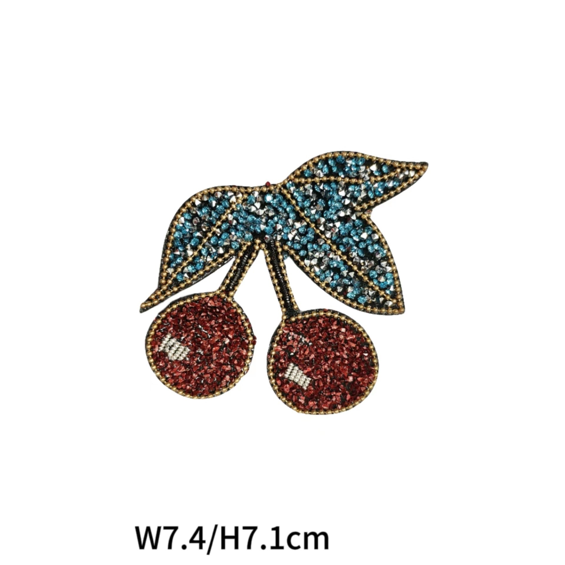 Kirschen-Applikation mit Glitzer-Strass, blaue Schleife und zwei roten Kirschen, W7/H7.1cm